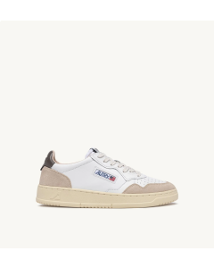 Schuhe AUTRY Medalist Low aus Wildleder und Leder in Weiß/Morel