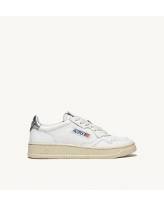 Schuhe AUTRY Medalist Woman Low Sneakers In Leather White Silver