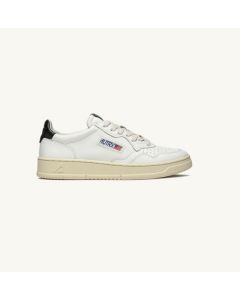 Schuhe AUTRY Medalist Man Low Sneakers In Leather White Black