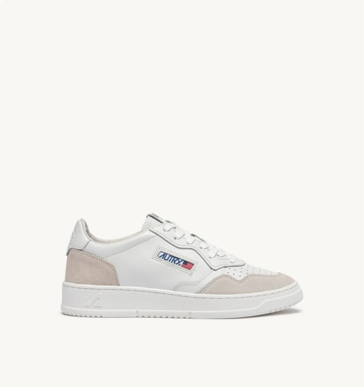 Schuhe AUTRY Medalist Low Wildleder Leder Weiß
