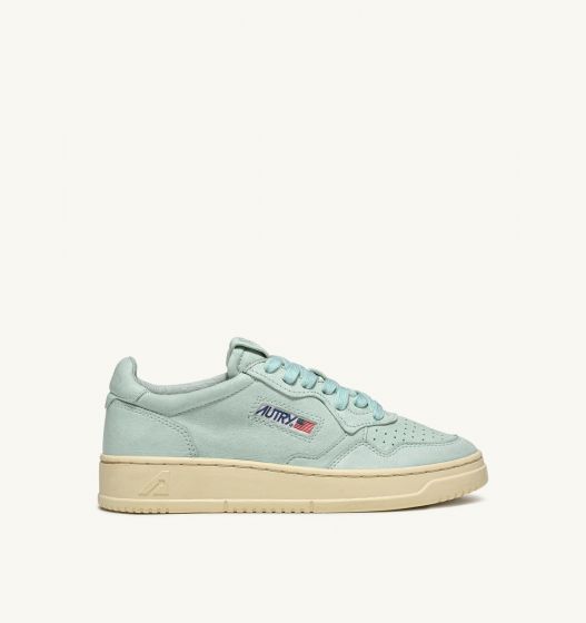 Schuhe AUTRY Medalist Woman Low Sneakers In Leather Light Blue