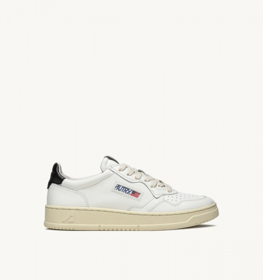 Schuhe AUTRY Medalist aus Leder in Weiß/Schwarz