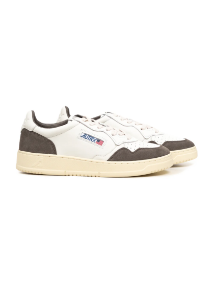 Schuhe AUTRY  Medalist Low aus Wildleder und Ziegenleder in Weiß/Military