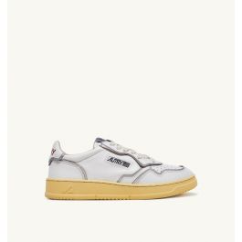 ランキング1位獲得 完売品 AUTRY Goat MEDALIST Sneaker LOW WHITE