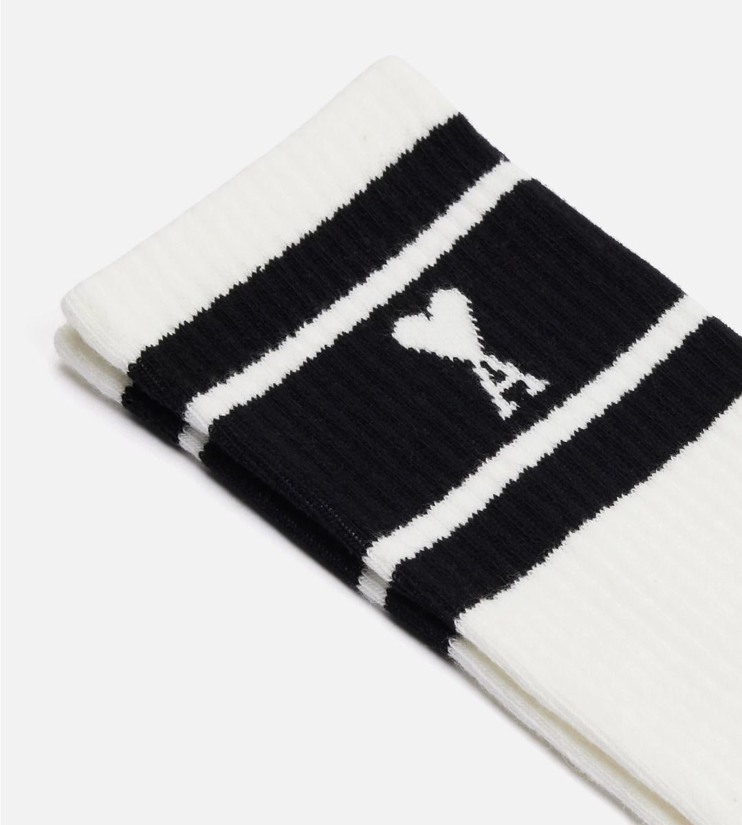ami socken