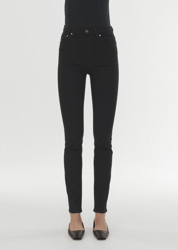 Jeans TOT ME New Standard Denim Stay Black Jeans aus einem