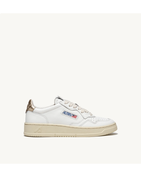 Schuhe AUTRY Medalist Low Aus Leder In Weiß und Gold Metallic