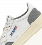 Schuhe AUTRY Medalist Low aus Wildleder und Ziegenleder in Weiß/Grau