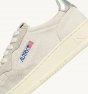 Schuhe AUTRY Medalist Low Sneakers in Suede Leather Ivory