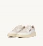 Schuhe AUTRY Medalist Low aus Wildleder und Glattleder Weiß/Creme