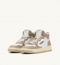 Schuhe AUTRY Medalist in Weiß/Beige aus Leder